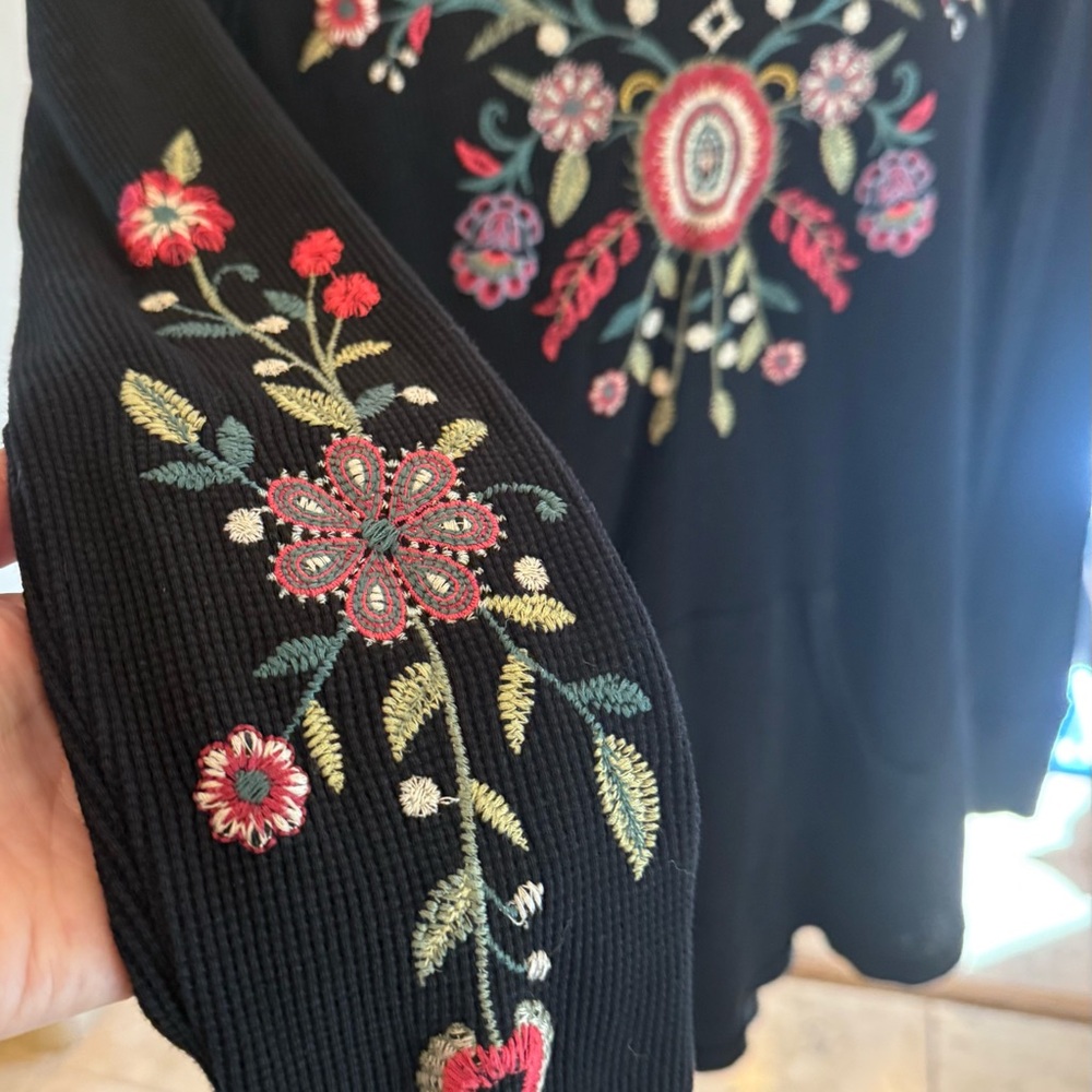 Black Floral Embroidered Top